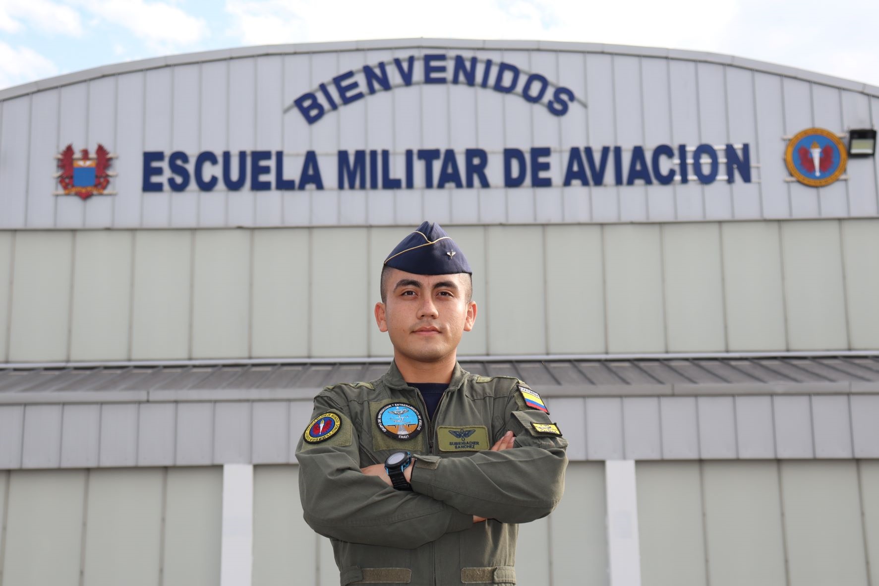 Desde pequeño siempre ha tenido un sueño: convertirse en piloto militar 