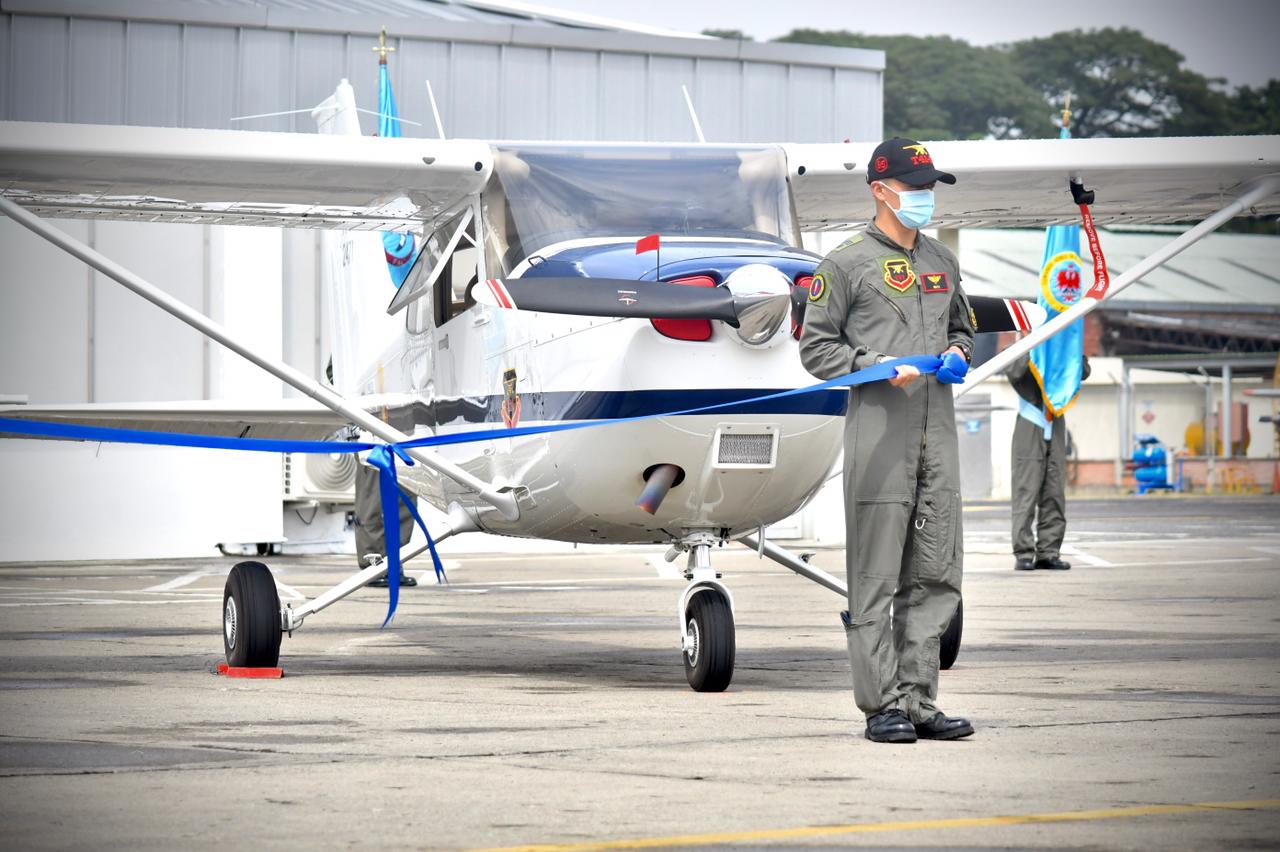 Nuevas aeronaves para el entrenamiento primario llegaron a la EMAVI Nuevas aeronaves para el entrenamiento primario llegaron a la EMAVI
